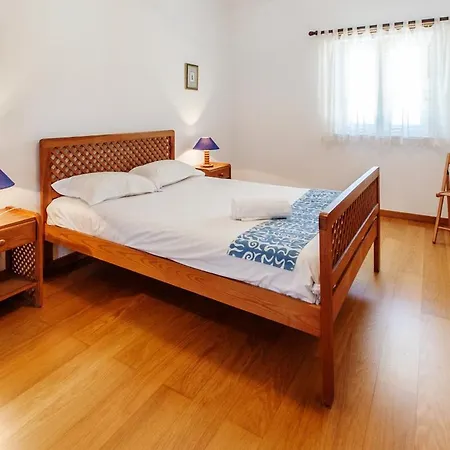 Quinta Do Chaparro Sleeps 9 Pool Wifi Villa *
