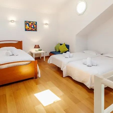 Quinta Do Chaparro Sleeps 9 Pool Wifi * Quinta do Conde