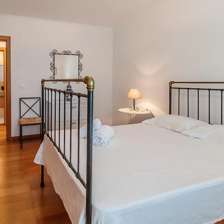 Villa Quinta Do Chaparro Sleeps 9 Pool Wifi *